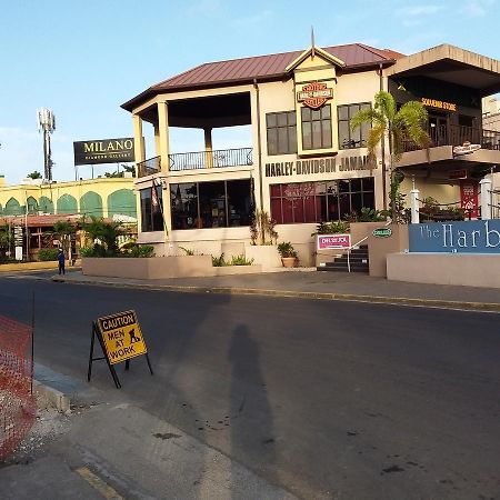 Mcfarlane'S Place Ocho Rios Exterior foto