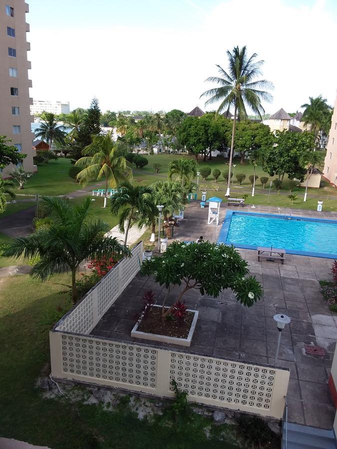 Mcfarlane'S Place Ocho Rios Exterior foto