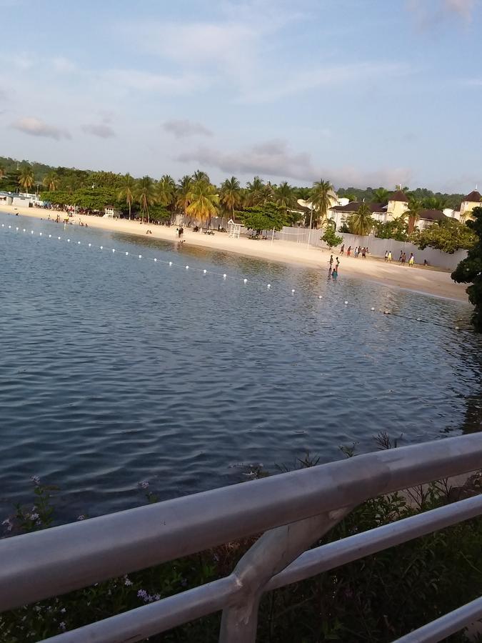 Mcfarlane'S Place Ocho Rios Exterior foto