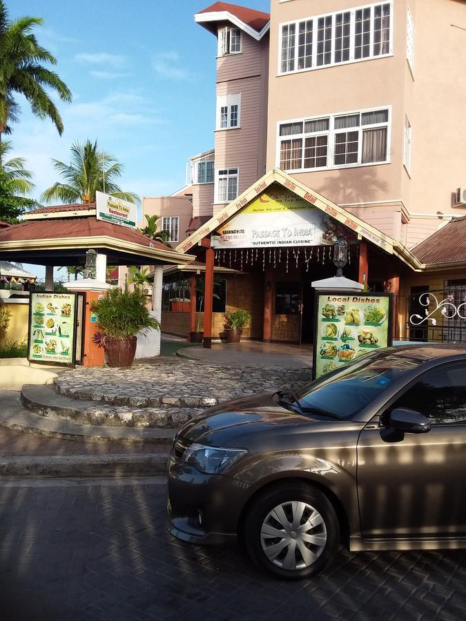 Mcfarlane'S Place Ocho Rios Exterior foto